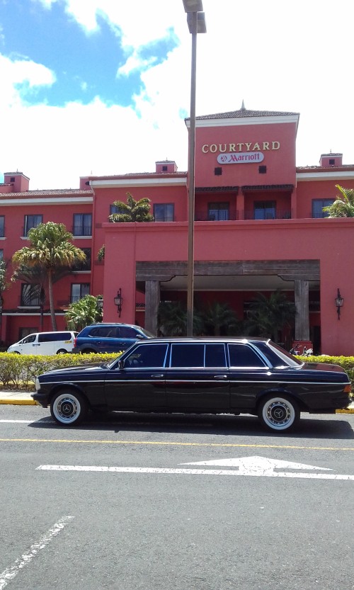 Courtyard-by-Marriott-San-Jose-Escazu-COSTA-RICA-LIMOUSINE.jpg