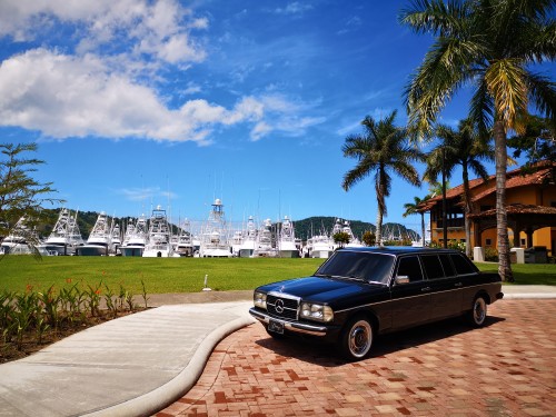 MARINA-COSTA-RICA.-LIMO-MERCEDES-LOS-SUENOS-JACO.jpg